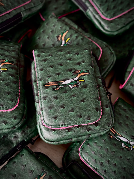 Beep! Range Finder Case - Caddie bib logo