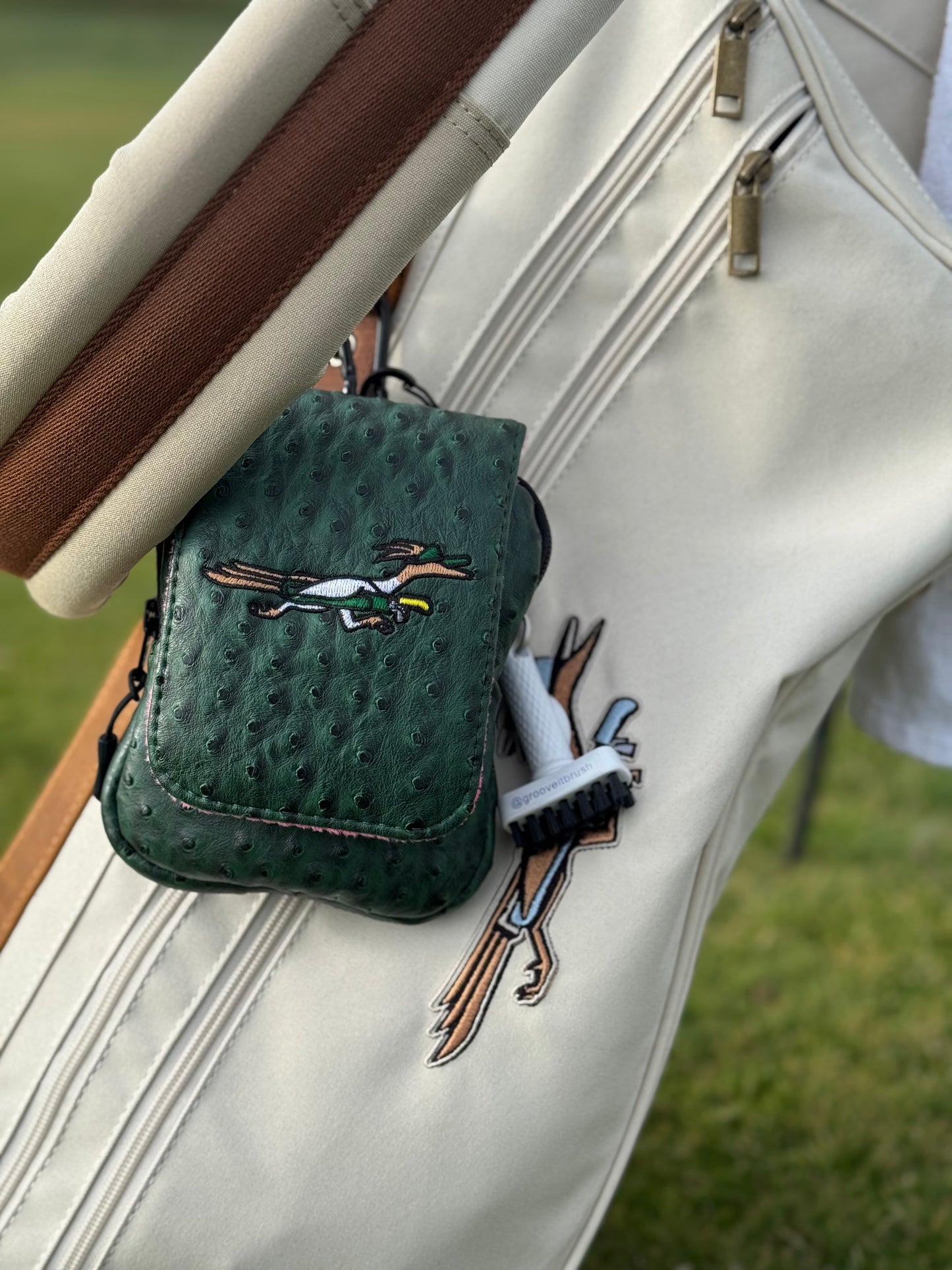 Beep! Range Finder Case - Caddie bib logo